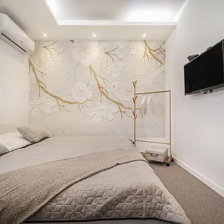 Апартаменти Elisabeth By Pyramid