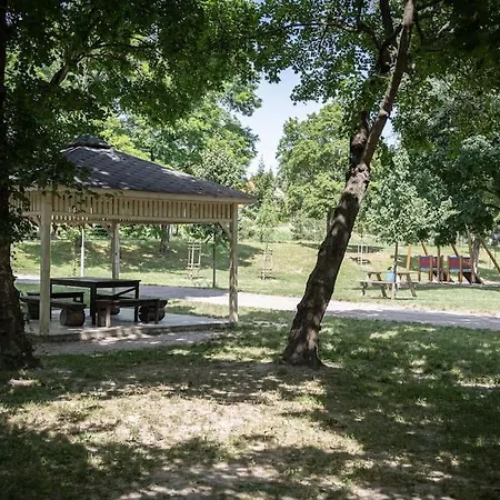 Апартаменти Elisabeth By Pyramid