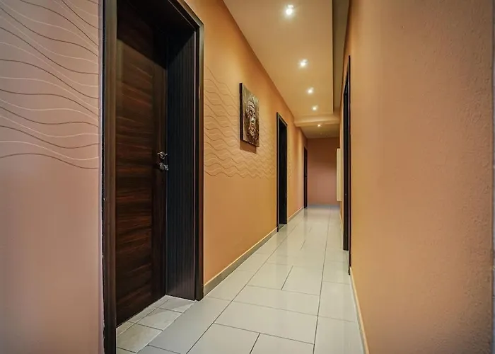 Elisabeth By Pyramid Apartment