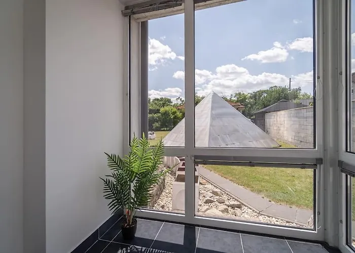 Apartment Elisabeth By Pyramid