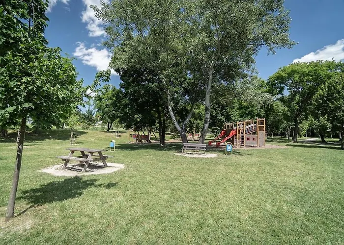 Elisabeth By Pyramid Appartement *