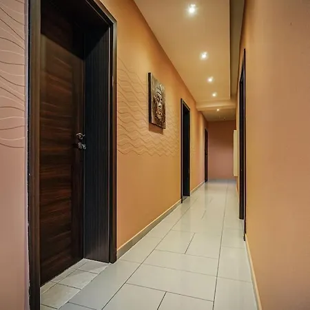 Elisabeth By Pyramid Apartment