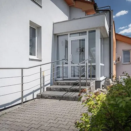 Elisabeth By Pyramid Bratislava