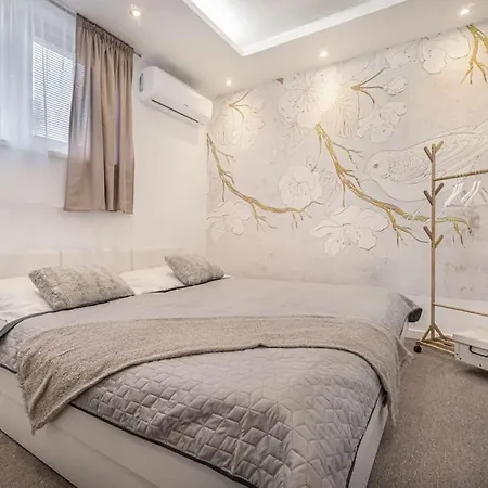 Apartment Elisabeth By Pyramid *